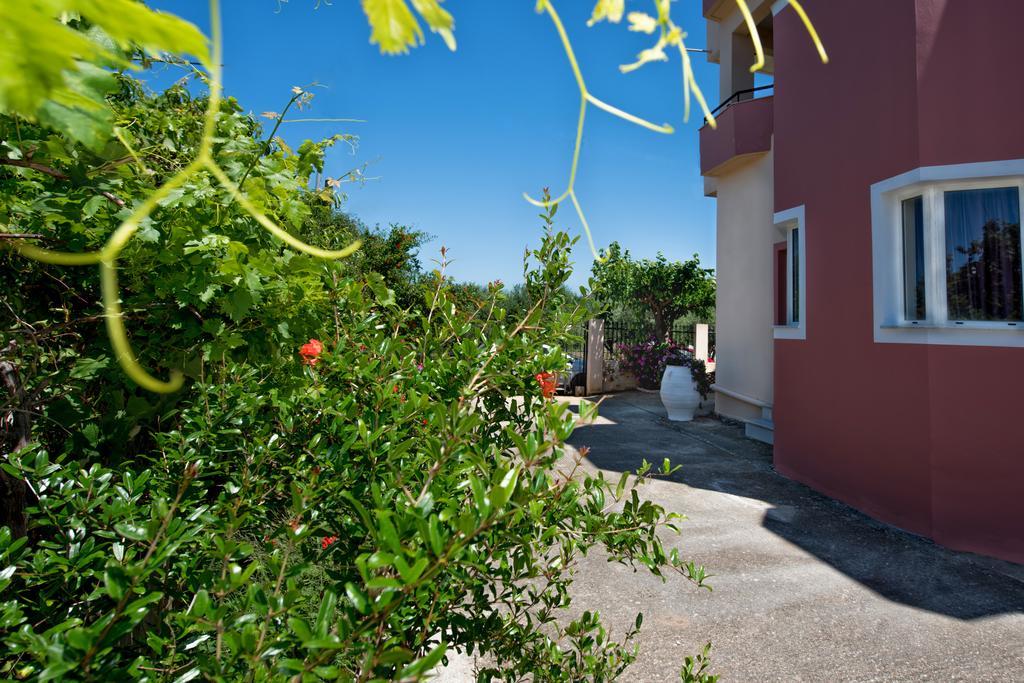 Penzion Kissamos Luxurious House Pokoj fotografie